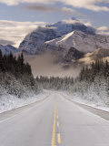 The Icefields Parkway, Banff-Jasper National Parks, Rocky Mountains, Canada Lámina fotográfica por Gavin Hellier The Icefields Parkway, Banff-Jasper National Parks, Rocky Mountains, Canada Lámina fotográfica por Gavin Hellier