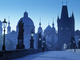 Charles Bridge, Prague, Czech Republic Fotografie-Druck von Walter Bibikow