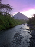 Arenal Volcano, Costa Rica Photographie par John Coletti