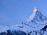 Matterhorn, Zermatt, Valais, Switzerland Lámina fotográfica por Walter Bibikow Matterhorn, Zermatt, Valais, Switzerland Lámina fotográfica por Walter Bibikow