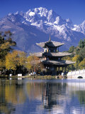 Black Dragon Pool, Lijiang, Yunnan, China Photographie par Peter Adams