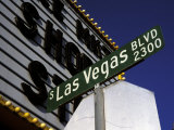 Street Sign for Las Vegas Boulevard, Las Vegas, Nevada Photographie par Corey Wise