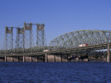 I-5 Bridge Crossing the Columbia River, Portland, Oregon 写真プリント - クリスティン・Mosher