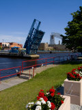 Beautiful Unique Bridge, Duluth, Minnesota Photographie par Bill Bachmann