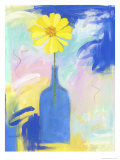 Yellow Flower Blue Bottle Giclee-trykk av Peggy Brown