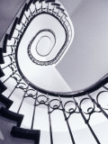 Escalier en colimaçon, Helsinki, Finlande Photographie par Walter Bibikow