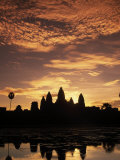 Sunrise at Angkor Wat Temple Photographie par Angelo Cavalli