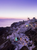Santorin la nuit, Grèce Photographie par Walter Bibikow