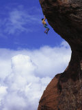 Man Rock Climbing, California Photographie par Greg Epperson