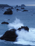 Waves Crashing on Rocks Photographie