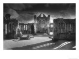 Netley Abbey, Hampshire, England reproduction procédé giclée par Simon Marsden