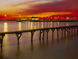 Sunset Over Mobile Bay, Fairhope, Al Fotografisk tryk af Jeff Greenberg Sunset Over Mobile Bay, Fairhope, Al Fotografisk tryk af Jeff Greenberg