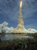Space Shuttle Atlantis Lámina fotográfica por Tim Heneghan Space Shuttle Atlantis Lámina fotográfica por Tim Heneghan
