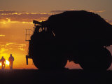 Huge Truck at Sunset Lámina fotográfica