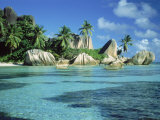 Lagoon, Palms, Rocks, Ladigue is Seychelles Lámina fotográfica