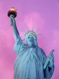 Statue of Liberty with Purple Sky, NYC Photographie par Rudi Von Briel