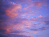 Pink clouds at sunset Lámina fotográfica por Mark Windom Pink clouds at sunset Lámina fotográfica por Mark Windom