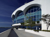 Monona Terrace, Lake Monona, Madison, WI Photographic Print by Walter Bibikow