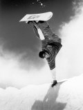 Surfeur des neiges sur les mains Photographie par Kurt Olesek