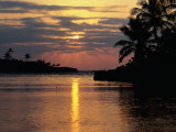 Silhouetted Landscape and Water, Honduras Photographic Print by Lee Peterson