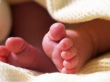 Close-up of Baby's Feet Fotografie-Druck von Mitch Diamond