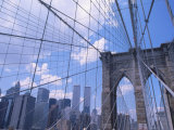 Brooklyn Bridge with World Trade Center Towers Photographie par Shmuel Thaler