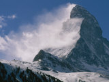 Snow Blows off of the Matterhorn Above Zermatt Photographie par Gordon Wiltsie