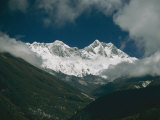 Mont Everest (arrière gauche), mont Lhotse (avant droite) et mur de Lhotse Photographie par Michael Klesius