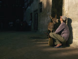 Curious Donkey Inspects a Woman Photographie par Bobby Model