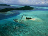 Outer Islands of Bora Bora as Seen from above in a Helicopter Photographie par Todd Gipstein