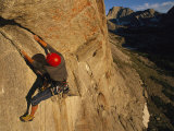 Young Man Climbing the North Tower Crack on Haystack Mountain Photographie par Bobby Model