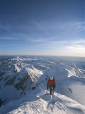 A Man Summits a Mountain in Grand Teton National Park, Wyoming Photographie par Jimmy Chin