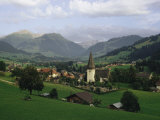 A Pastoral View of a Village in the Swiss Alps Fotografisk trykk av James P. Blair A Pastoral View of a Village in the Swiss Alps Fotografisk trykk av James P. Blair