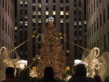 Rockefeller Center and the Famous Christmas Tree,Rink and Decoration, New York City, New York Photographie par Taylor S. Kennedy