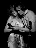 Carly Simon and James Taylor Limitierte Auflage auf Leinwand von Richard E. Aaron