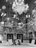 Wealthy Indian Moneylender Bhanwar Rampuria Relaxing with His Brothers at Home Premium Photographic Print by Margaret Bourke-White