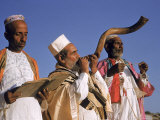 Indian Rabbi Blowing the Shofar Horn on the Jewish Sabbath Premium Photographic Print by Alfred Eisenstaedt