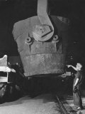 Transfer Car Operator Mae Harris, Signals Craneman to Return Empty, Ladle Bucket to Transfer Car Photographie par Margaret Bourke-White