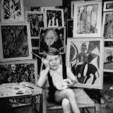 Nine Year Old Prodigy, Hansan Kaptan, Turkish Child, Has an Exhibition at a Gallery Photographie par Gordon Parks