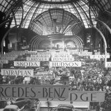 Overall View of the Exhibit at the Grand Palais Photographie par Gordon Parks