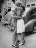 Boy and Girl Kissing Farewell at Monticello Jr. College During Commencement Photographic Print by Alfred Eisenstaedt
