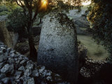 The 8th Century Conical Tower and Stone Enclosure Ruins, Great Zimbabwe Ruins Photographie par Randy Faris