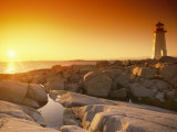 A Lighthouse at Sunset Photographie par Richard Nowitz