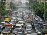 A Huge Traffic Jam Backs up the Streets of Bangkok Photographie par Jodi Cobb