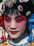 Chinese Woman in Theatrical Makeup and Costume Photographie par Paul Chesley