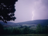 Lightning Strikes over Pleasant Valley Photographie par Paul Zahl