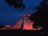 Vue nocturne de El Castillo Photographie par Steve Winter
