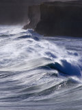 Waves Crashing on Cliffs, Port Campbell National Park, Australia Photographie par Rodney Hyett