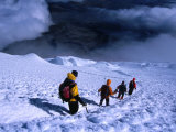 Climbers Descending After a Successful Ascent of Volcan Cotopaxi, Cotopaxi, Ecuador Photographie par Grant Dixon