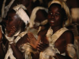 Boys in Traditional Dance Performance Victoria Falls Park, Matabeleland North, Zimbabwe Photographie par John Borthwick